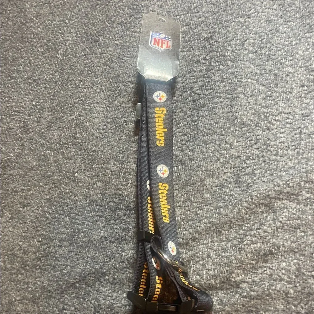 NFL Steelers Adjustable Dog Collar large NWT